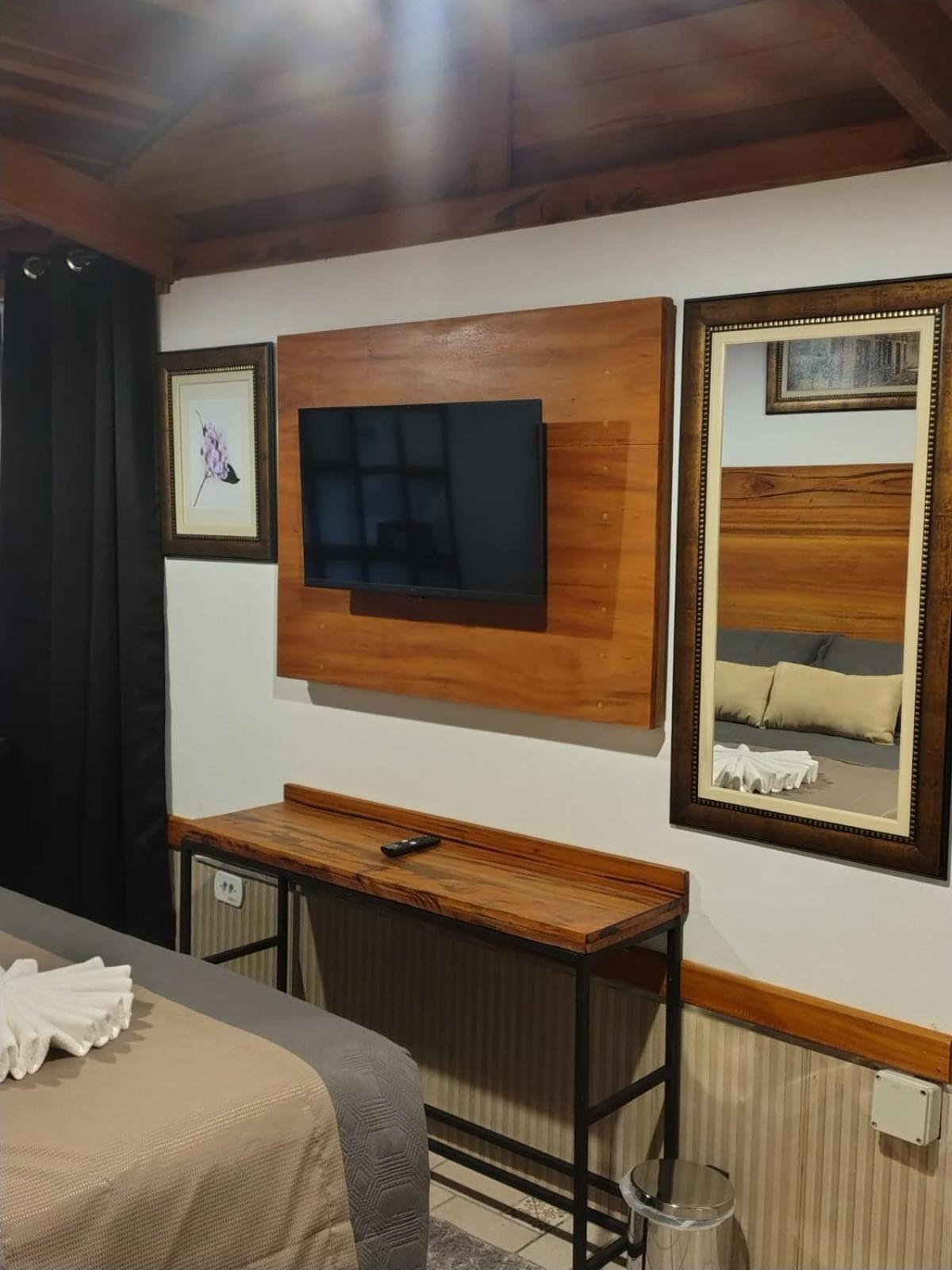 Casarao Da Ducha Hotel Concept Campos do Jordão エクステリア 写真